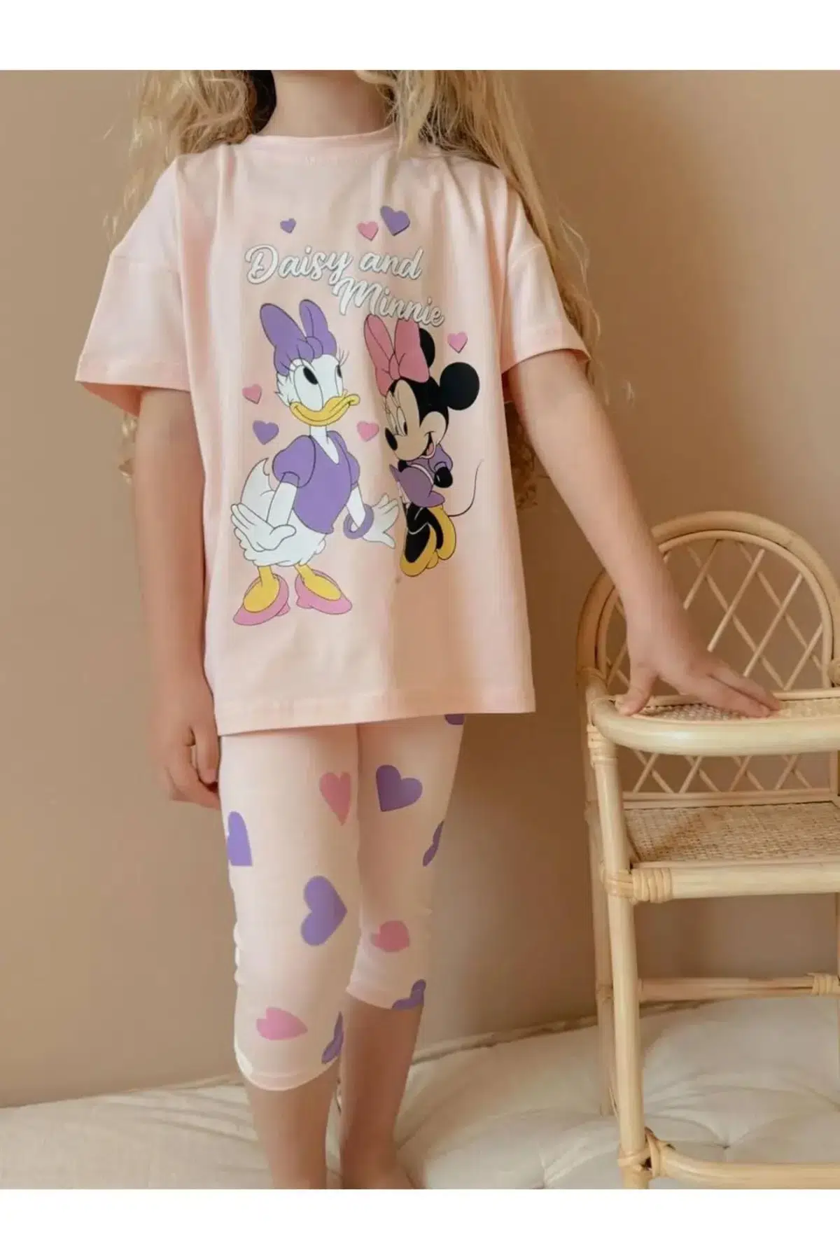 Daisy&amp;amp;Minnie Baskılı Tişört ve Kapri Taytlı Kız Çocuk Takımı - Yavruağzı